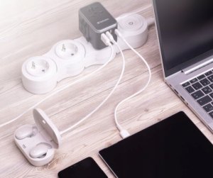 Verbatim Adapter podróżny Verbatim UTA-04 World to World USB-A USB-C QC 3.0 PD 61W 14