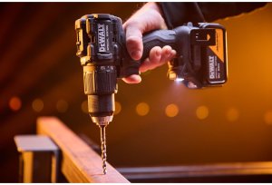 Zestaw elektronarzędzi Dewalt 6-elementowy (DCK2222MP2T) 6