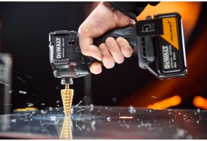 Zestaw elektronarzędzi Dewalt 6-elementowy (DCK2222MP2T) 7