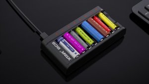 Ładowarka Xtar ŁADOWARKA Xtar BC8 Ni-MH 1.2V Li-ion 1.5V R6 R03 8