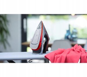 Żelazko Braun Żelazko parowe Braun SI5057RD 2700W Blokada kapania Prasowanie w pionie 3