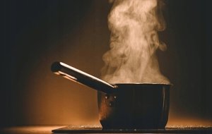 Okap Kernau Okap KERNAU KTH 10.164 W teleskopowy 277m3/h biały 3