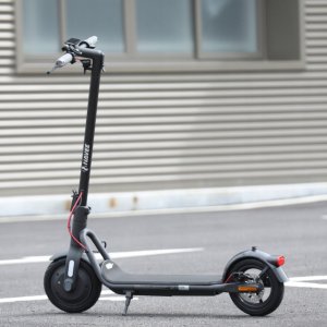 Hulajnoga elektryczna Navee Hulajnoga elektryczna Navee V50i Pro 350W 50km 10" Czarny 7