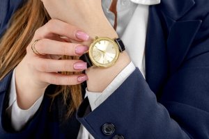 Zegarek Giewont Zegarek Damski Giewont Sapphire Złoty GW5390-A2 4