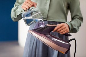 Żelazko Philips Żelazko parowe Philips Azur 8000 DST8040/30 Blokada kapania Fioletowe 10