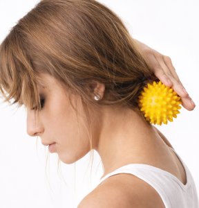 Tullo Piłka rehabilitacyjna żółta 5,4cm 5