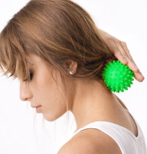 Piłka Fizjo Spiky do masażu i rehabilitacji 5,4 cm Tullo zielona REF854 2