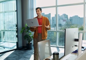 Laptop HP Laptop Biznesowy HP EliteBook 6 G1q 14" / A27BBEA / Snapdragon X / 64GB / 1TB / Adreno X1 / WUXGA / Win 11 Pro / Srebrny 10