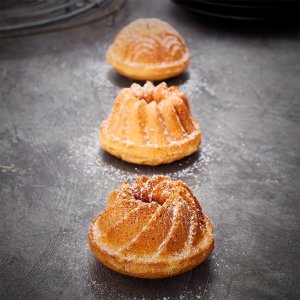 Birkmann Forma na 12 babeczek Violet Contoura 4