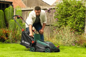 Kosiarka akumulatorowa Bosch ROTAK18V2-38 2X4.0AH 6