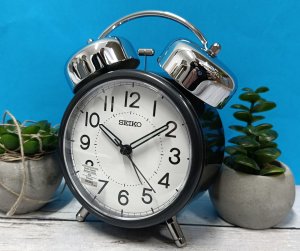 Seiko Budzik QHK063K alarm mechaniczny 11x15 cm czarny . 3