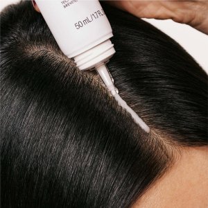 Olaplex N°.0.5 Scalp Longevity Treatment, 50 ml, Tube, All hair, Universal skin, Hydrating, Protection, Softening, Soothing, Strengthening, Woda, Gliceryna, Propandiol, C9-12 Alkane, Otyldodekanol, Bis-Aminopropyl Diglycol... 3