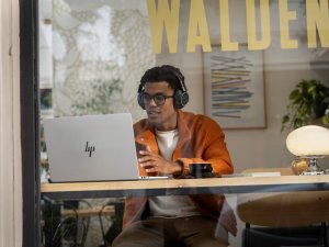 Laptop HP Laptop HP OmniBook X 17-dd0013dx / B5UH5UA / Intel Ultra 7 / 16GB / 1TB / Intel Arc / FullHD / Dotyk / Win 11 / Srebrny 7