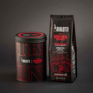 Kawa mielona Bialetti Stranger Things z puszką 250 g 3