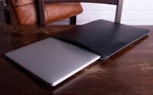 Etui Baltan Baltan Etui MacBook PRO 16" czarny 10