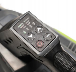 NAC Dmuchawa do liści BB40-2B40-S NAC Akumulatorowa + 2 Akumulatory 4,0 Ah + Ładowarka podwójna 9