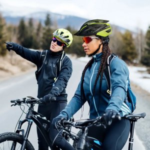 Wozinsky Kask rowerowy MTB z odpinanym daszkiem tylną lampką USB 57-62 cm - czarno-żółty 8