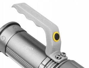 Latarka LTC Latarka ręczna szperacz LED zoom + czerwone światło 200m 1000lm w skrzynce 3