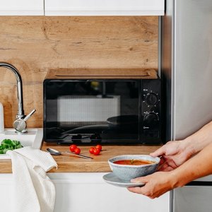 Kuchenka mikrofalowa Adler Kuchenka mikrofalowa 20L 700W Adler AD 6206 Talerz 24,5cm Programator czas 6