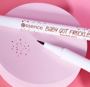 Essence ESSENCE_Baby Got Freckles Pen pisak do piegów 10 Faux Real 1ml 4