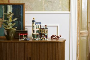LEGO Icons Ulica handlowa (11371) 8