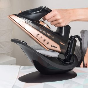 Żelazko Beldray Bezprzewodowe Żelazko Parowe Beldray 2W1 2600W 300ml Stacja Anti-Calc-Drip 2