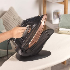 Żelazko Beldray Bezprzewodowe Żelazko Parowe Beldray 2W1 2600W 300ml Stacja Anti-Calc-Drip 7