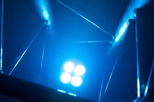 Lampa studyjna BeamZ Reflektor PAR BeamZ TP46 do kratownicy truss scenicznej one size 14