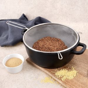PrzydaSie Sitko kuchenne stalowe z uchwytem 24,5 cm 2