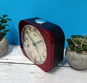 Seiko Budzik Seiko QHE195R 11x10 cm czerwony metaliczny . 4