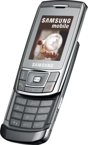Telefon komórkowy Samsung SGH-D900i czarny 4