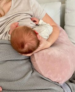 Piapimo PIAPIMO-PODUSZKA DO KARMIENIA Z WKŁADEM   WODOODPORNYM SZAŁWIOWA SZAROŚĆ 7