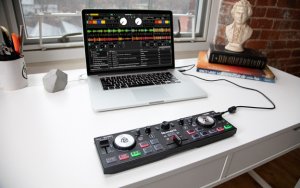 Numark DJ kontroler DJ2GO2 Touch 4