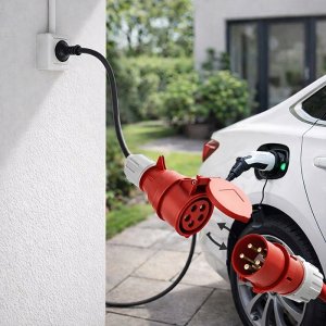 Qoltec Adapter  Qoltec do ładowarek EV | gniazdo CEE 16A 5P | 400V na SCHUKO 230V | 3.5 kW 4