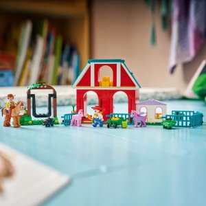 LEGO Disney Farma koni (43304) 2