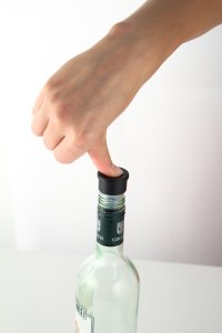 Fackelmann WINEBOTTLE VACUUM STOPPER 3