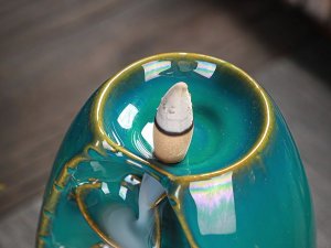 Verk Kominek zapachowy ceramiczny wodospad kadzidło aromaterapia + 10 knotów 4