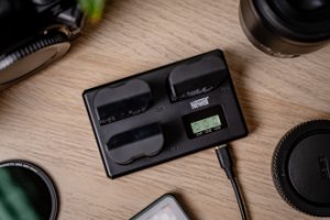 Ładowarka do aparatu Nitecore Ładowarka trójkanałowa Newell TT-USB-C do akumulatorów EN-EL15 do Nikon 13