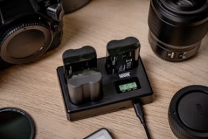 Ładowarka do aparatu Nitecore Ładowarka trójkanałowa Newell TT-USB-C do akumulatorów EN-EL15 do Nikon 5