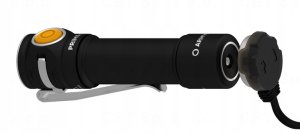 Latarka Armytek Latarka mocna z magnesem oświetlenie robocze IP68 1000 lumenów żółta barwa 4