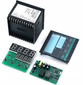 Rosfix STEROWNIK TEMPERATURY TERMOREGULATOR CH902 SSR RELAY 48-240VAC 96x96x78mm 3