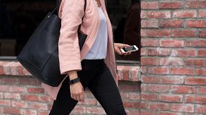 Smartband Fitbit Opaska fitness monitor aktywności Charge Fitbit Black roz. XL 6