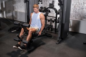 Tuff Stuff Profesjonalna brama funkcjonalna z Maszyną Smitha + Ławka FID7.1, 2x75 kg 7