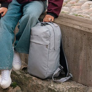 Pacsafe Pacsafe V 20L City Backpack digital grey 4