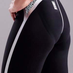 Funkita FUNKITA STRÓJ STARTOWY LADIES APEX PREDATOR X FREEBACK KNEESKIN BLACK SPECK FSP621L187428 28 4