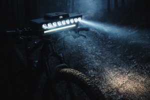 VERGIONIC L8T LAMPKA ROWEROWA LED PRZEDNIA 7        TRYBÓW USB C, 8