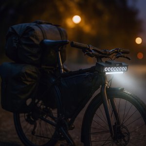 VERGIONIC L8T LAMPKA ROWEROWA LED PRZEDNIA 7        TRYBÓW USB C, 9