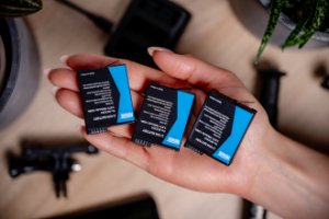 Ładowarka do aparatu Newell Zestaw Newell ładowarka trzykanałowa SDC-USB-C i trzy akumulatory BCX-204 do DJI Osmo Action 11