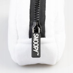 Piórnik Snoopy - Piórnik pluszowy na przybory z kolekcji Lazy Days 3