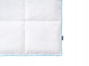 Beliani Kołdra lekko ciepła CERVINO Kacze pióra i puch 200 x 200 cm (673794 Bel) 4